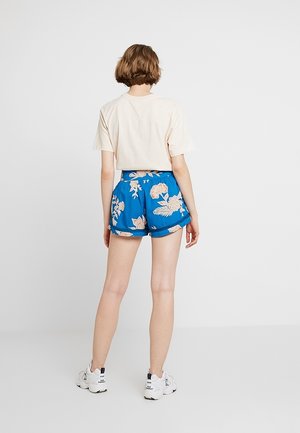 Short - dark blue