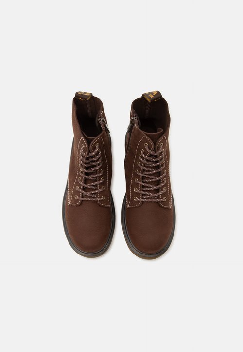 Dr. Martens 1460 PASCAL 8 EYE BOOT UNISEX - Lace-up ankle boots - dark brown — foto 4