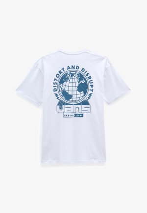 T-shirt en coton blanc avec un graphisme bleu représentant un globe et le texte « DISTORT AND DISRUPT » avec des accents d'éclairs et le nom de la marque « VANS ».