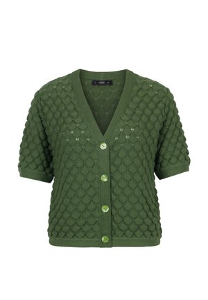 Zelený pletený kardigán s vlnkovanou textúrou, výstrihom do V, krátkymi rukávmi a piatimi zelenými gombíkmi na prednej strane.