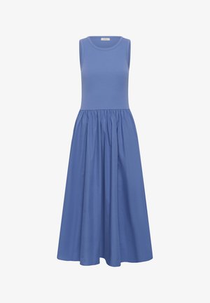 Rochie midi albastră fără mâneci cu corset mulat cu model tip rețea, decolteu rotund și fustă cloș plisată.
