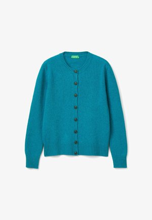 Cardigan blu verde con bottoni, dotato di colletto, polsini e orlo a coste, mostrato disteso su sfondo bianco.
