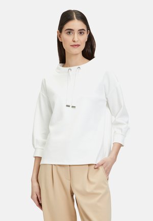 Betty Barclay MET KRAAG - Sweatshirt - witte