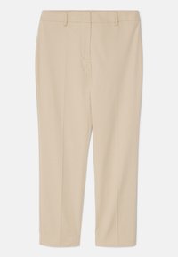 Pantaloni beige su misura con un tessuto morbido, fronte piatto, passanti per cintura e dettagli plissettati davanti. Lunghezza alla caviglia con una vestibilità dritta.