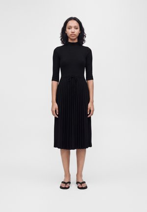 Tommy Hilfiger, SLIM MIDI  - Рокля тип пуловер - black
