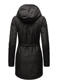 Svart parka-jacka med huva, åtdragen midja och långa ärmar. Slät textur och rak skärning, utformad för värme och skydd.