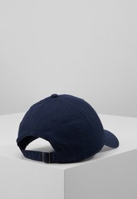 Nike Sportswear HERITAGE FUTURA - Kapa - obsidian/obsidian/white