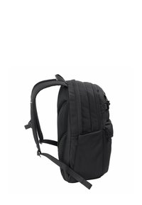 Sac à dos noir en tissu texturé, avec un dos rembourré, plusieurs zips et des bretelles réglables. Il dispose d'une poche frontale et d'un design élégant et épuré.