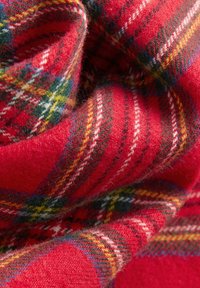 Unausgewählt, red tartan