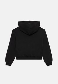 Svart croppad hoodie med huva, långa ärmar och ribbad nederkant. Tillverkad av mjukt material med en slät yta. Inga synliga grafiska motiv eller mönster.