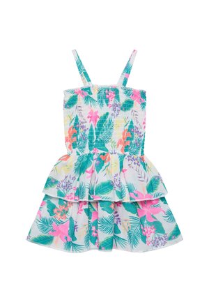 Vestito senza maniche da bambina con stampa floreale tropicale verde, rosa e viola, corpetto arricciato e gonna a balze sovrapposte su sfondo bianco.