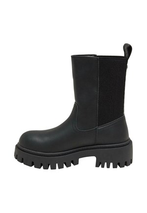 Platform ankle boots - black