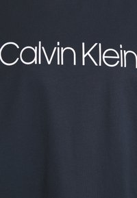 Calvin Klein CORE LOGO - T-shirt estampada - navy