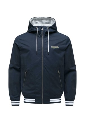 Marineblå hættejakke med lynlås foran, hvide snore, to lynlåslommer, stribede ærme- og linningkanter samt "ragwear"-logo på brystet.