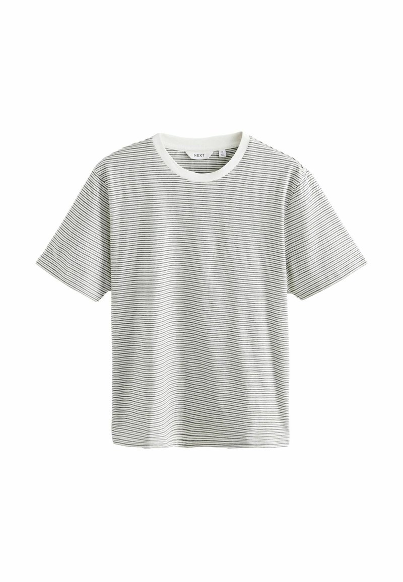 Grå og hvidstribet kortærmet t-shirt med rund halsudskæring. Fremstillet af blødt stof med en glat tekstur.