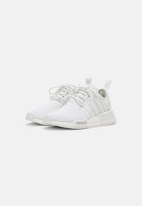 adidas Originals NMD_R1 REFINED - Sportcipő - white/grey one