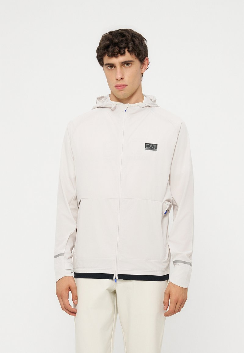 Chaqueta fina