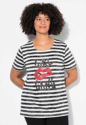 Black and white striped t-shirt with a round neckline, featuring a red sequin lip graphic and the text "GIRL GANG" in black glitter.