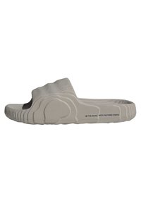 ISLAND CLUB ADILETTE 22 - Natikače za bazen - light brown/light brown/core black