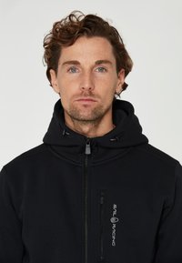 Sail Racing ZIP HOOD - Tröja med dragkedja - carbon