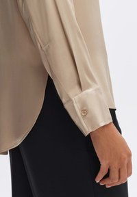 OPUS LANGARM FEPPE - Overhemdblouse - soft oat