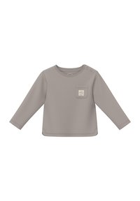 Langarmshirt aus hellgrauem Stoff mit Rundhalsausschnitt, Schulter-Druckknopfdetails und einer Brusttasche mit einem Logo-Patch.