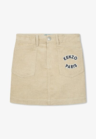 Jupe mini en velours côtelé beige avec deux poches arrière, orné de "KENZO PARIS" brodé en noir. Fermeture par bouton à l'avant et passants de ceinture inclus.