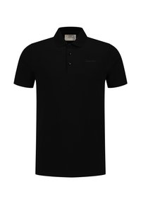 Zwarte polo met korte mouwen, drieknoopsluiting en subtiele logodetail op de linkerkant van de borst. Soepele katoenen textuur.