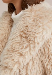 WE Fashion Talvejope - beige