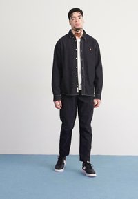Thumbnail Image 2
