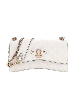 Sac bandoulière en cuir blanc Guess avec motif floral embossé, bandoulière en chaîne dorée et plaque logo "G Guess" dorée sur le rabat avant.