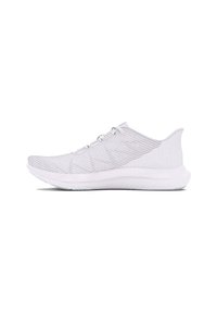 Weiße Sportschuhe mit einem strukturierten Strickobermaterial, Schnürdesign und einer gepolsterten Sohle. Sie haben eine schlanke Form und eine minimalistische Markenkennzeichnung.