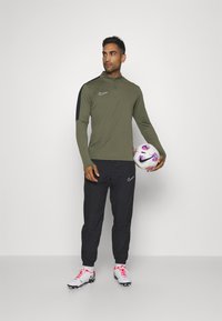 Nike Performance ACADEMY DRILL TOP - Maglietta a manica lunga - medium olive