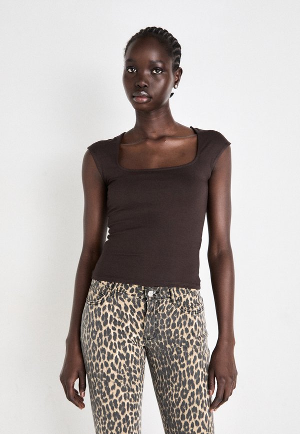 SOFT TOUCH TIGHT TOP - Print T-shirt - java