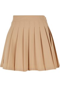 Beige pleated skirt, jossa on tiukka vyötärö, valmistettu sileästä kankaasta, jossa on pystysuorat ompelujouhet ja yksinkertainen helma.