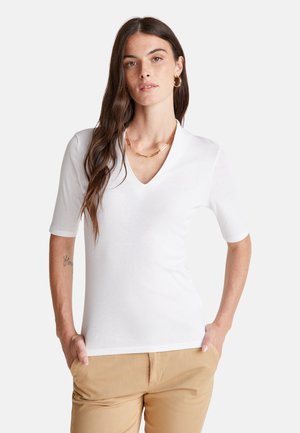 United Colors of Benetton SLIM FIT - Jednoduché tričko - white
