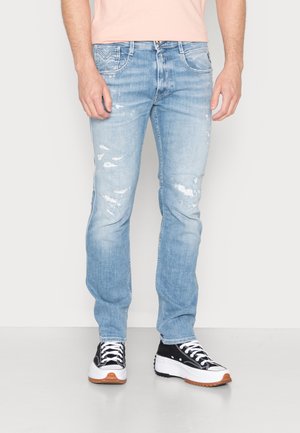 Jeansy Slim Fit
