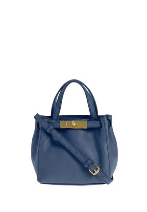 Sac à main en cuir bleu marine avec doubles poignées, bandoulière réglable et fermoir rectangulaire à fermeture tournante doré sur le devant.