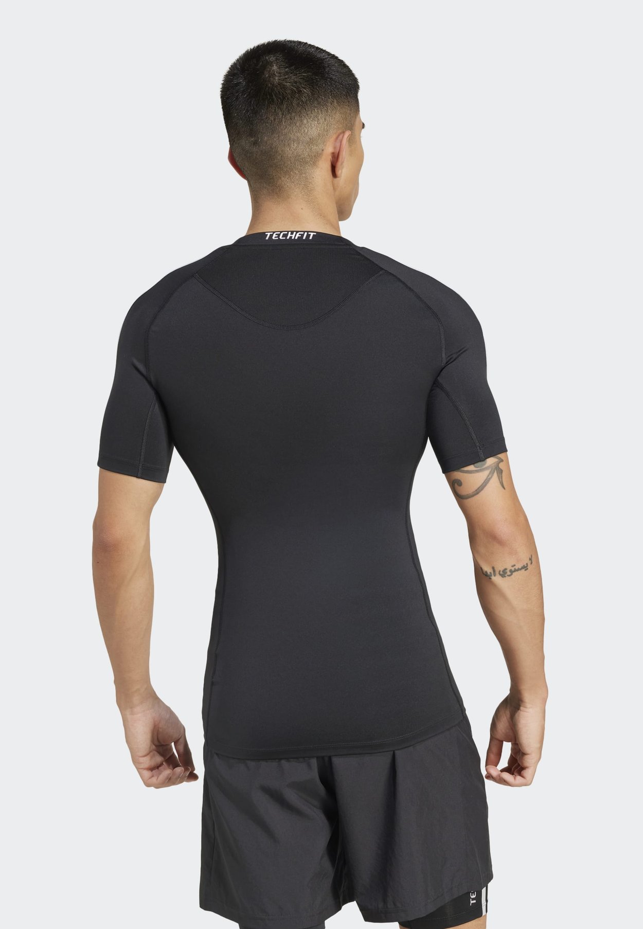 TECHFIT COMPRESSION 3-STRIPES
