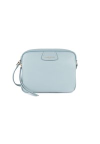 Borsa a tracolla in pelle blu chiaro con finitura testurizzata, chiusura con zip e hardware color oro. Presenta una tracolla removibile per una maggiore versatilità.