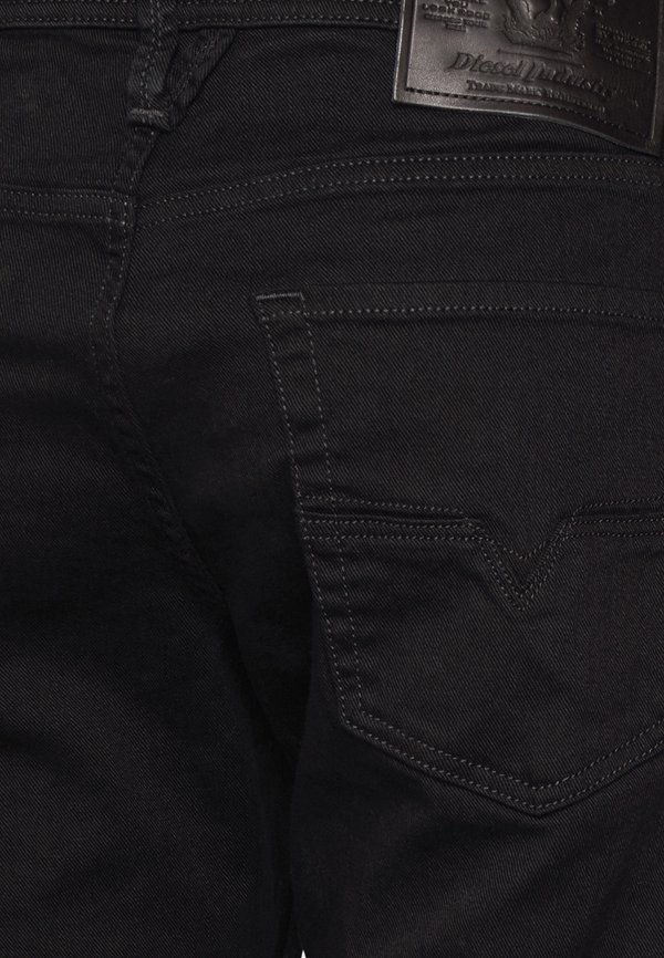 LARKEE BEEX - Straight leg jeans3