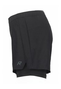Pantalones cortos deportivos negros con un panel de malla transpirable, cintura elástica y una capa interior ajustada. Logo visible en la parte inferior de la pierna izquierda.