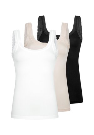 Drie mouwloze tanktops met kanten rand in wit, beige en zwart, gelaagd tegen een effen witte achtergrond.