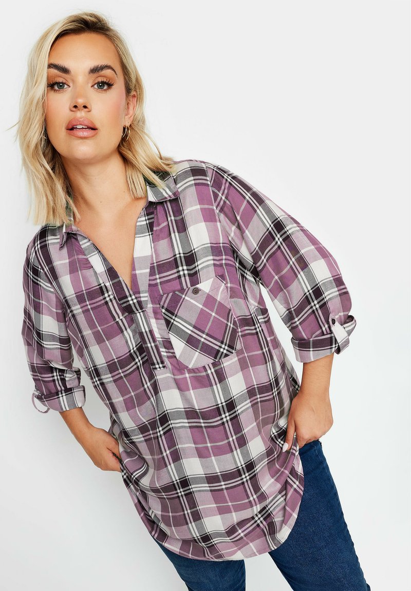 Camicia a quadri in prugna e bianco con maniche arrotolabili, una tasca sul petto e un orlo arrotondato. Tessuto morbido con vestibilità comoda.