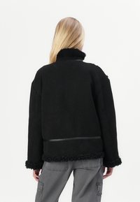 Object OBJOAKLYN JACKET - Giacca in similpelle - black