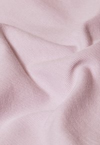 Thumbnail Image 3
