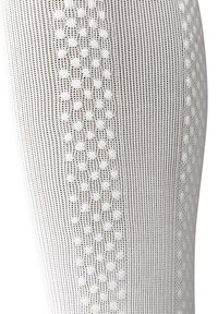 Weiße gemusterte Strumpfhosen mit einem strukturierten Design, offenem Gewebe und einem gepunkteten Muster entlang der Seite. Weiches, transparentes Material mit Stretch.