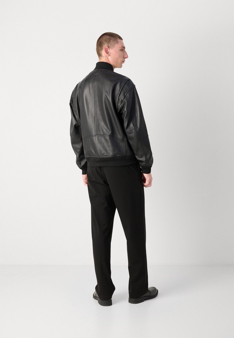 BOSS Jorest Cuero_Outerwear, Negro, 50 Hombres
