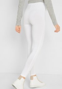 bonprix STRETCH 2ER PACK  BEQUEME UND ELASTISCHEM BUND - Leggings - white