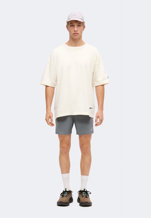 ASICS HERITAGE CITEE UNISEX - Sports T-shirt - cream — photo 3